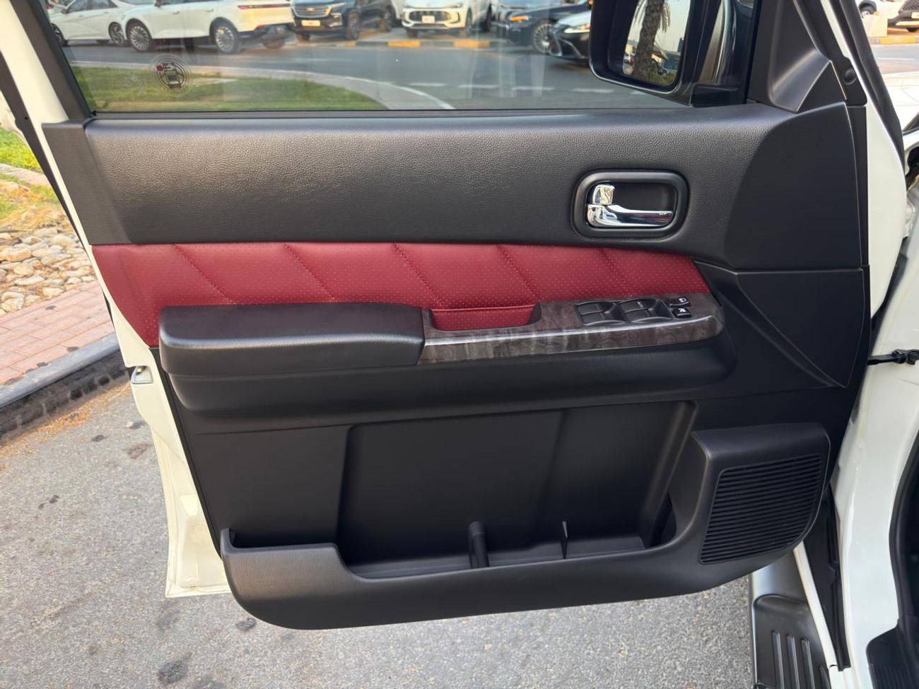 Nissan Patrol Super Safari GCC SPEC NEAT AND CLEAN UNDER WARRANTY