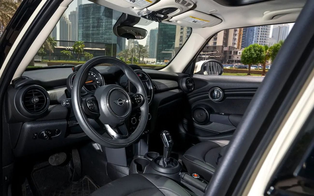 ميني كوبر John Cooper Works 1.6L Hatch