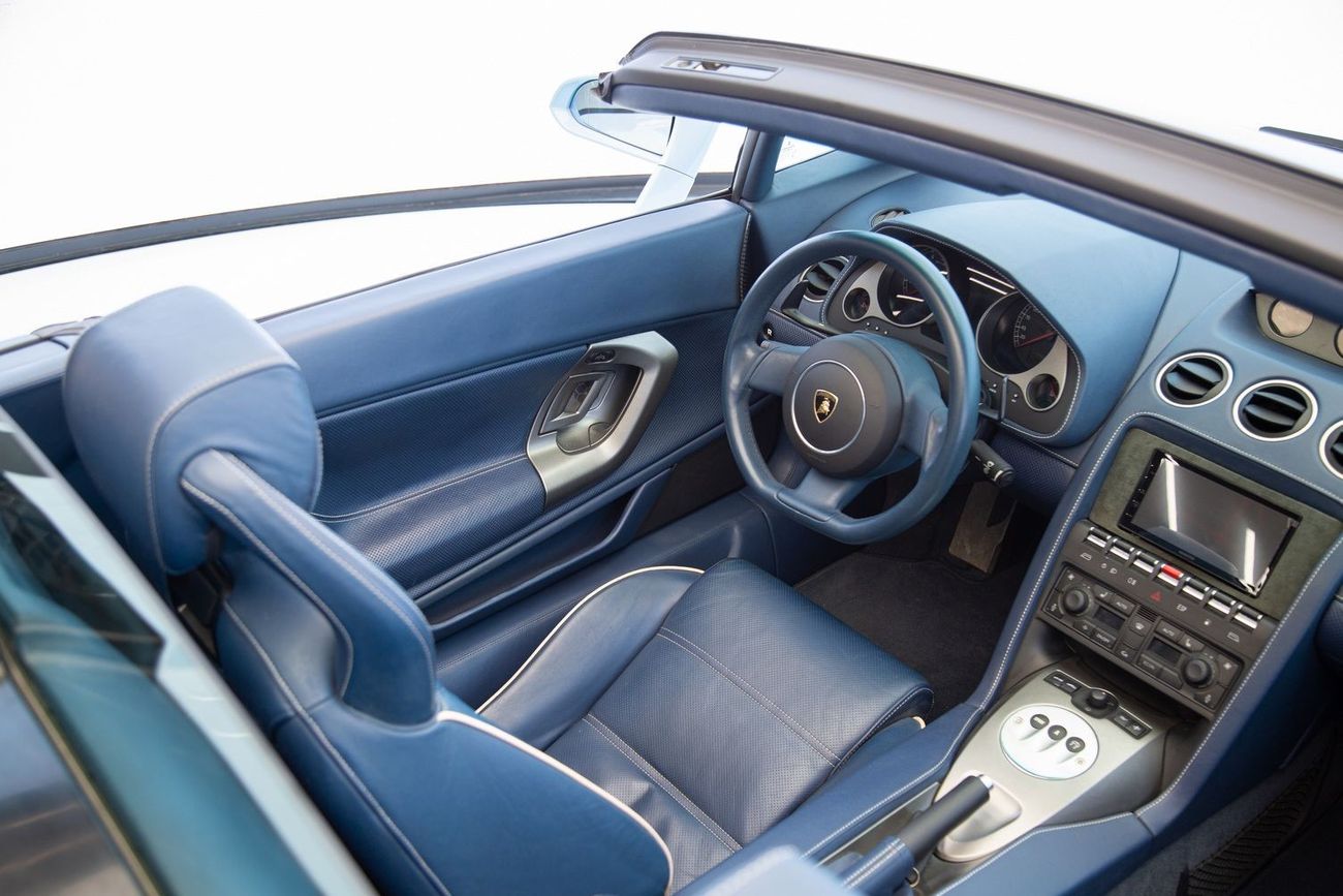 لامبورغيني جاياردو Lamborghini Gallardo Spyder