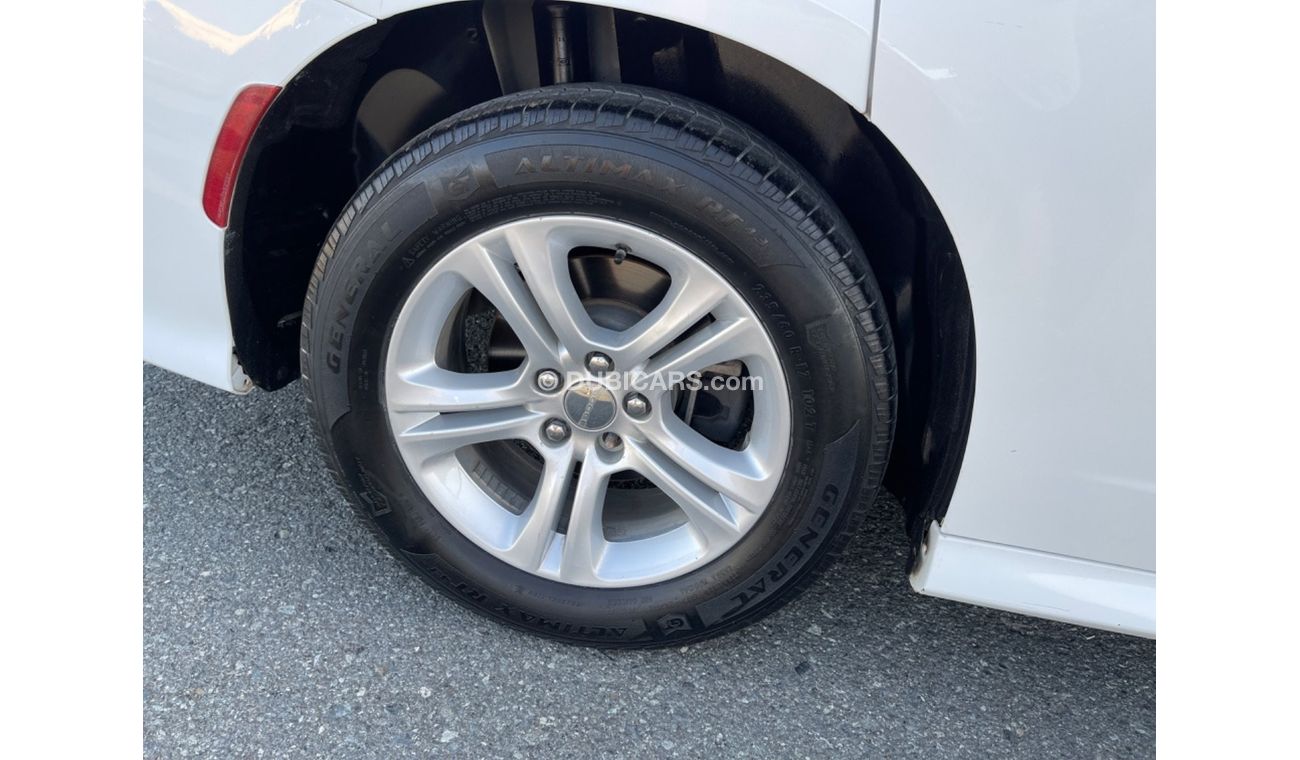 Dodge Charger Dodge CHARGER  SXT 3,6   model 2018 USA    Excellent Condition