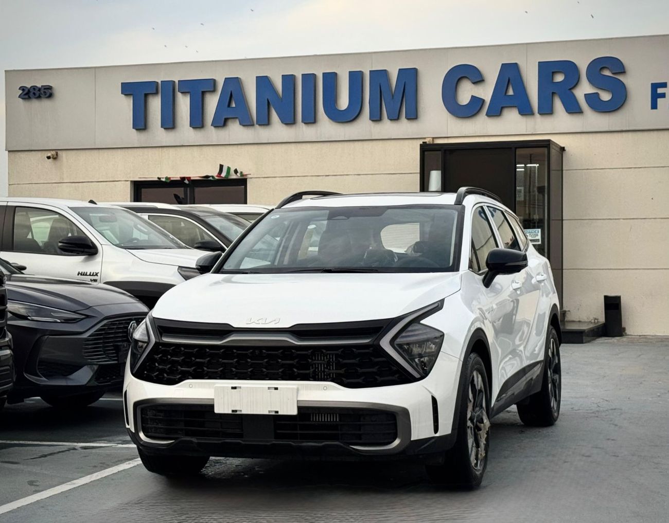 كيا سبورتيج 2.0L Petrol Turbo 4WD 2025 Export Price @ 90,000 AED