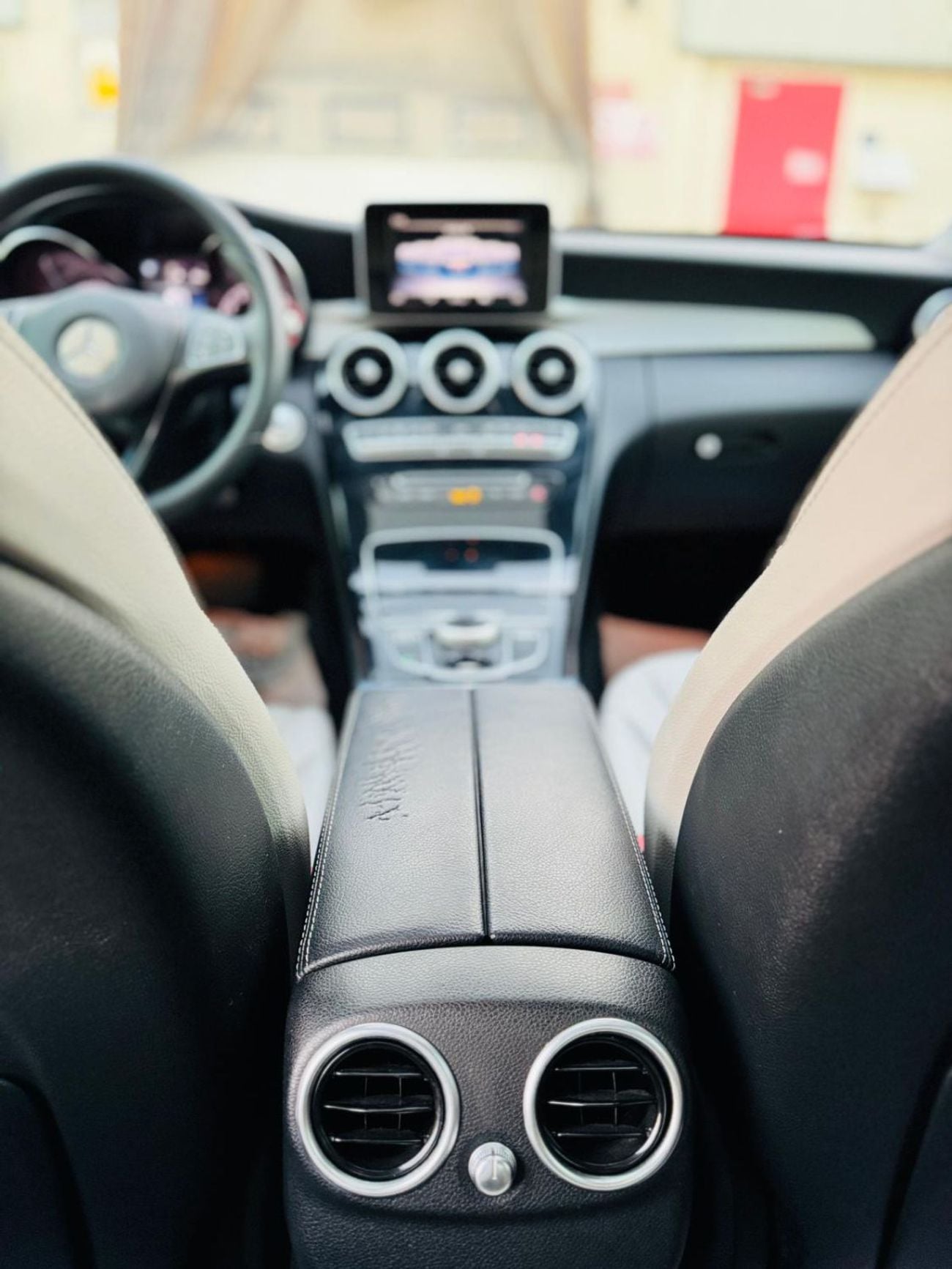 مرسيدس بنز C 300 STD
