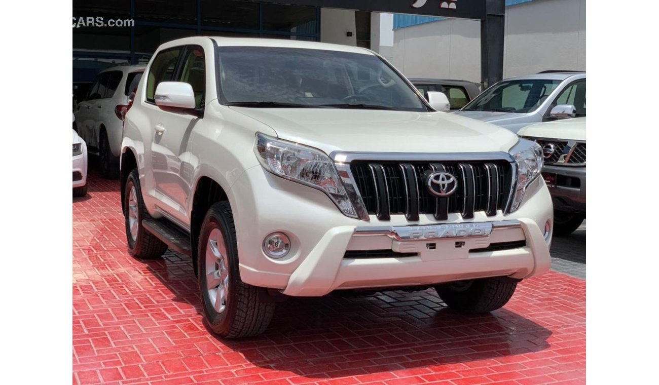 Toyota Prado GXR 3 DOOR 4WD 2014 LOW MILEAGE GCC IN MINT CONDITION