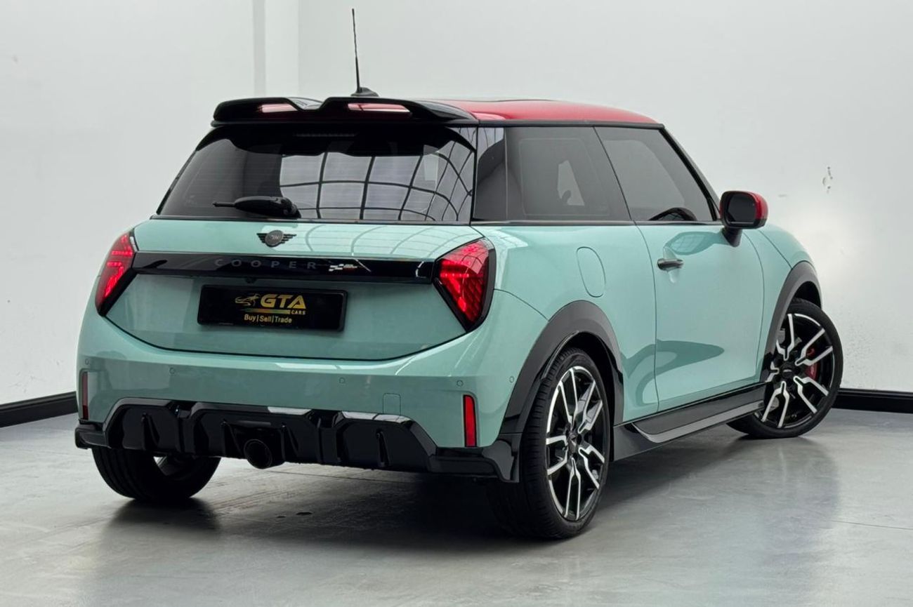 ميني جون كوبر 2025 Mini Cooper JCW, 2028 Mini Warranty and Service Pack, GCC
