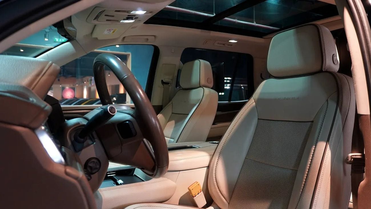 جي أم سي يوكون Denali 6.2L Denali | GCC | 7seaters