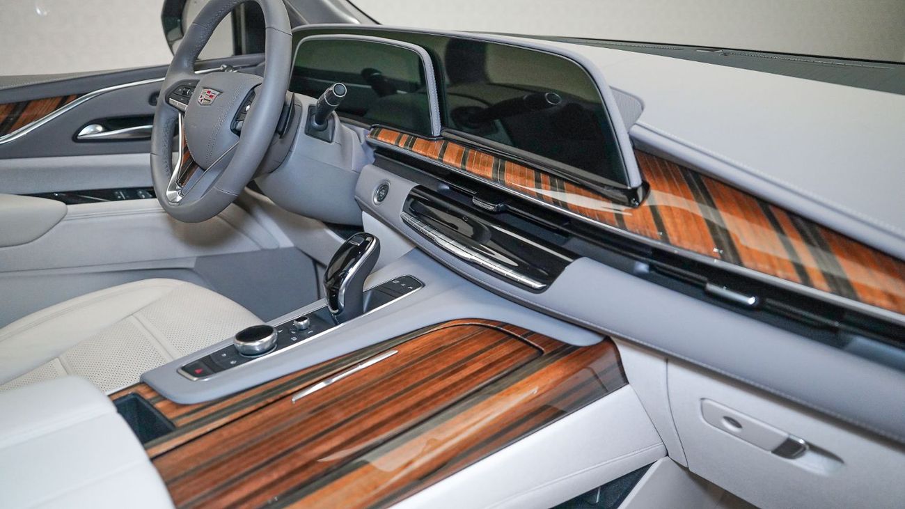 Cadillac Escalade Premium Luxury 6.2L 4WD | AED 4,385 PM | Warranty December-2026