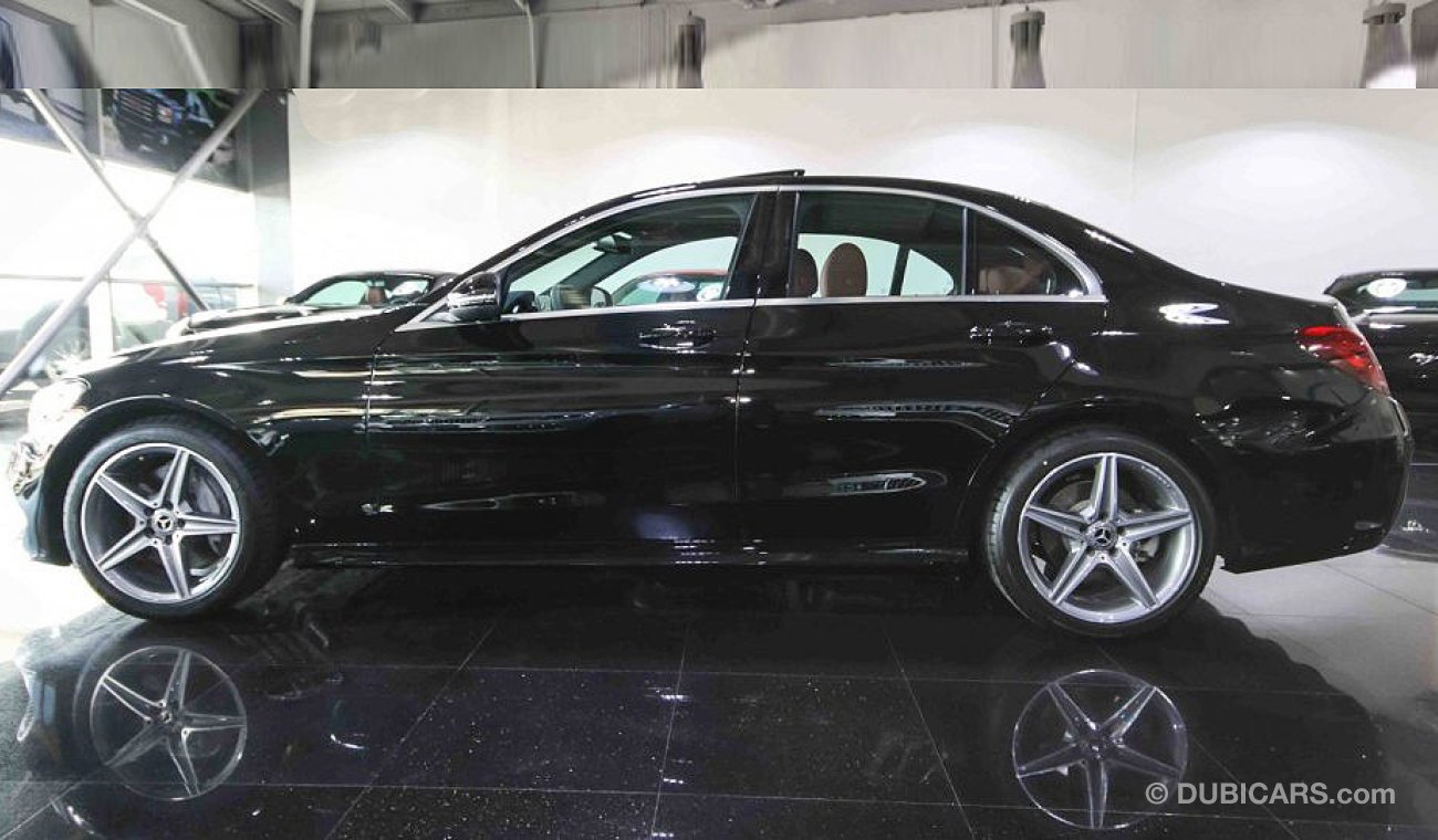 Mercedes-Benz C 250 AMG 2.0L V4 Turbo 211 hp with 2 Yrs Unlimited Mileage Warranty