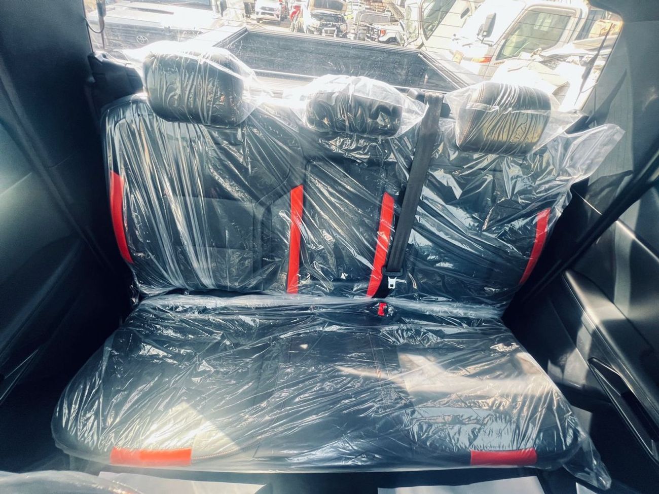 فورد رينجر رابتور PETROL 3.0 LITER RIGHT HAND DRIVE