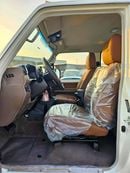تويوتا لاند كروزر 70 LC71 / 3 DOOR / 4.0L PETROL / DIFF LOCK / WOOD STEERING / 4WD (CODE # 65064)