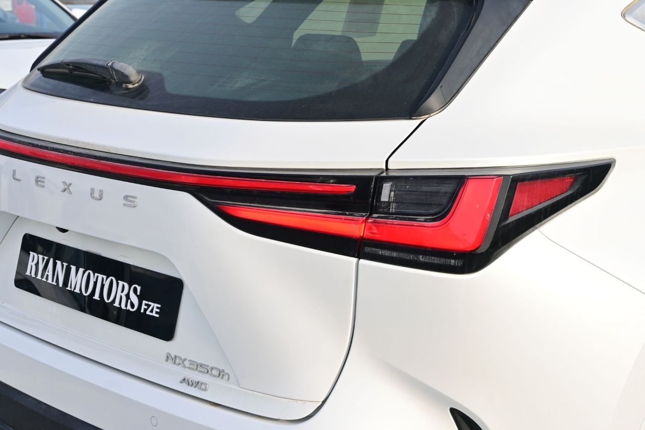 Lexus NX350h Std 2.5L Lexus NX350h 2.5L Hybrid Petrol AWD