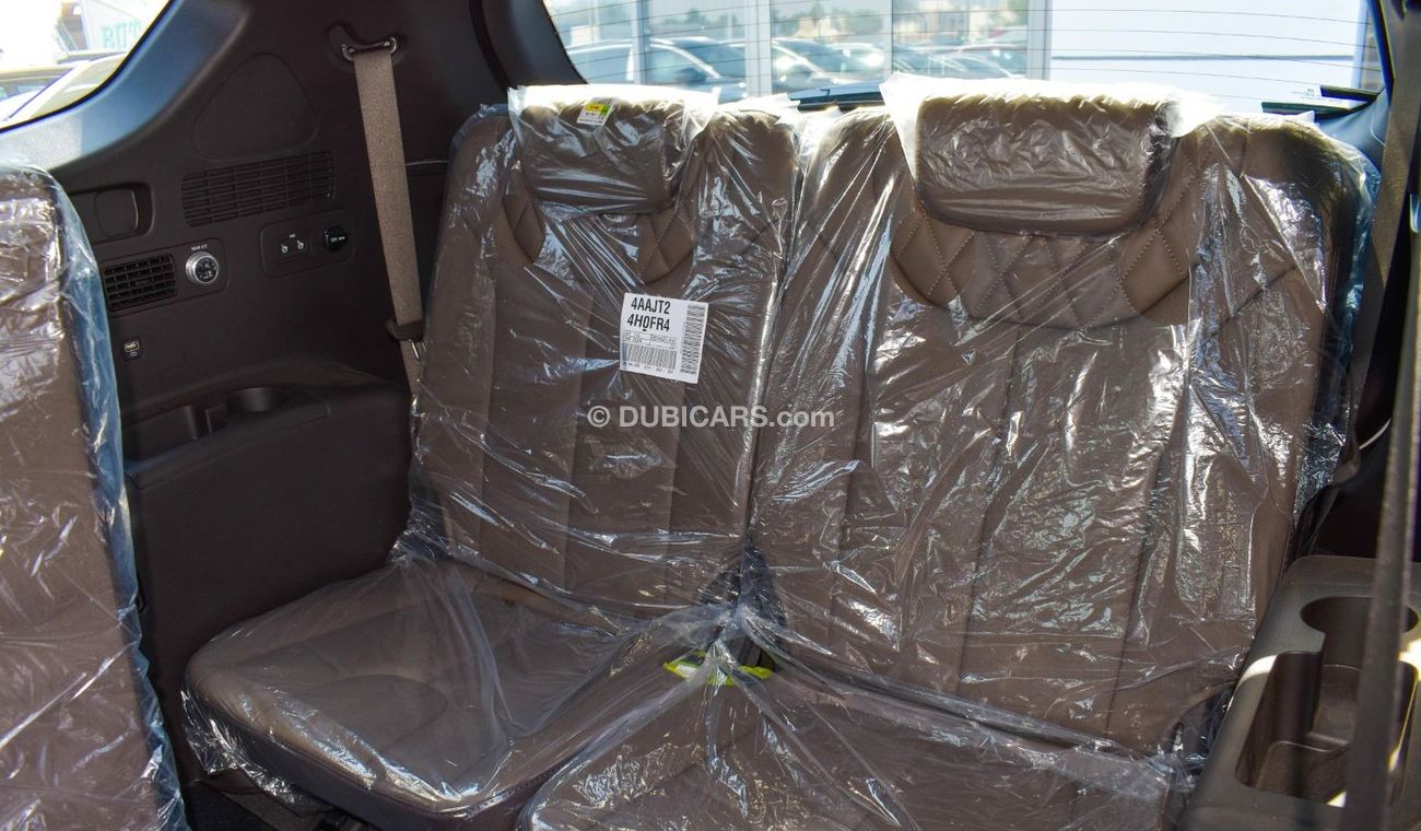 Hyundai Santa Fe HYUNDAI SANTA FE 2023 EXPOT PRICE (THREE COLORS AVAILABLE)