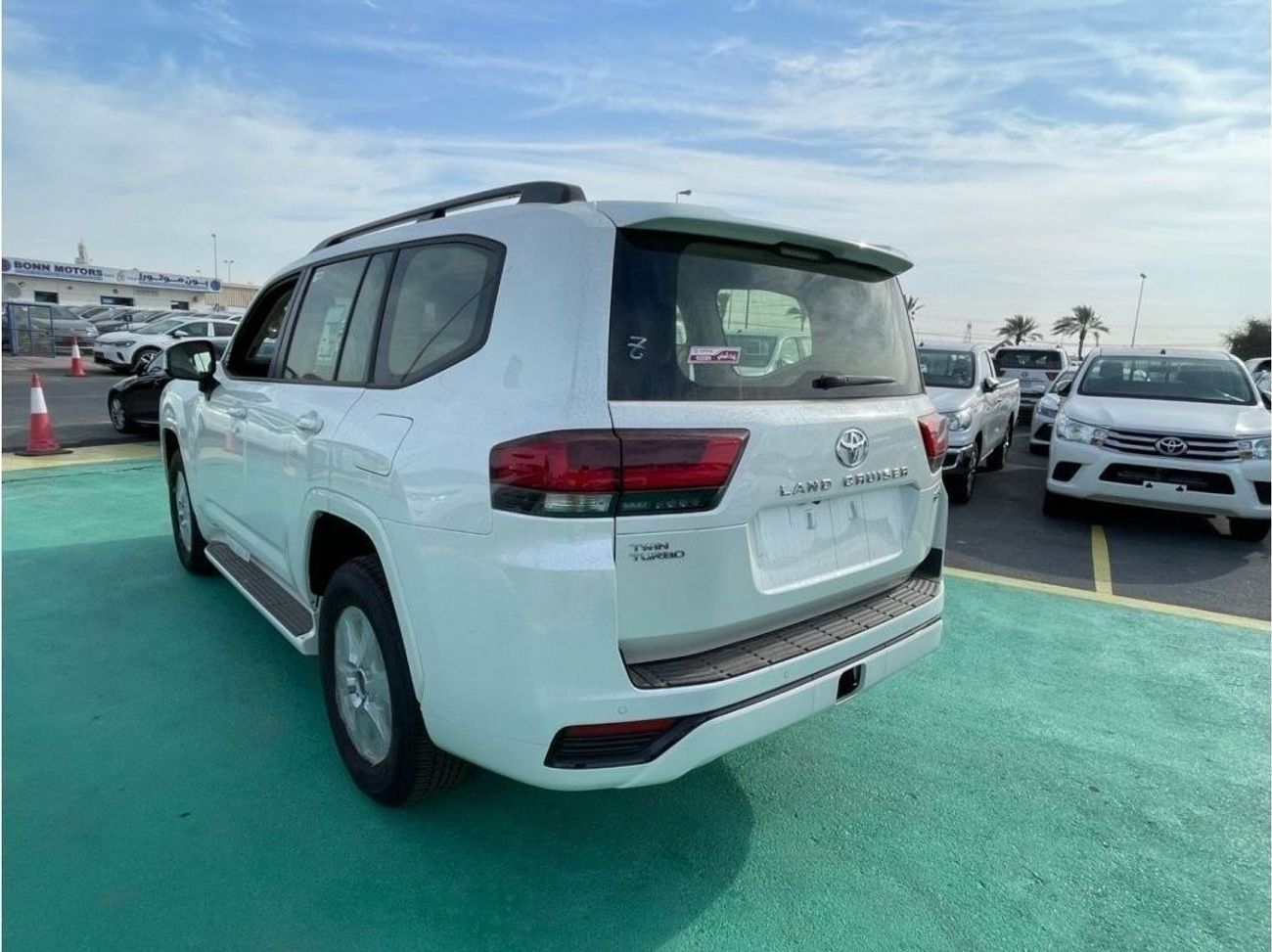 Toyota Land Cruiser LC300 - GXR // 3.5 L // 360 CAMARA - MODEL 2023