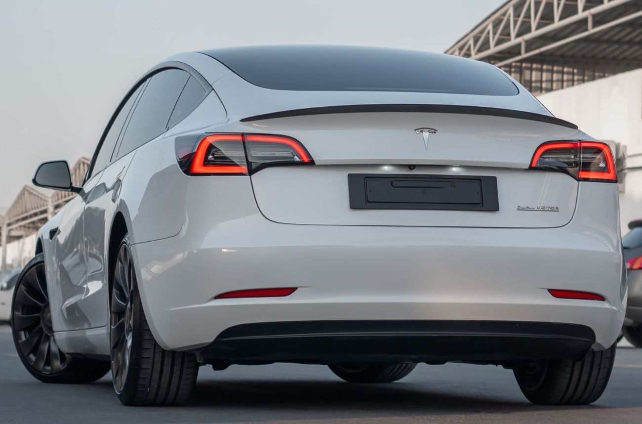 تسلا موديل 3 Performance (AWD)