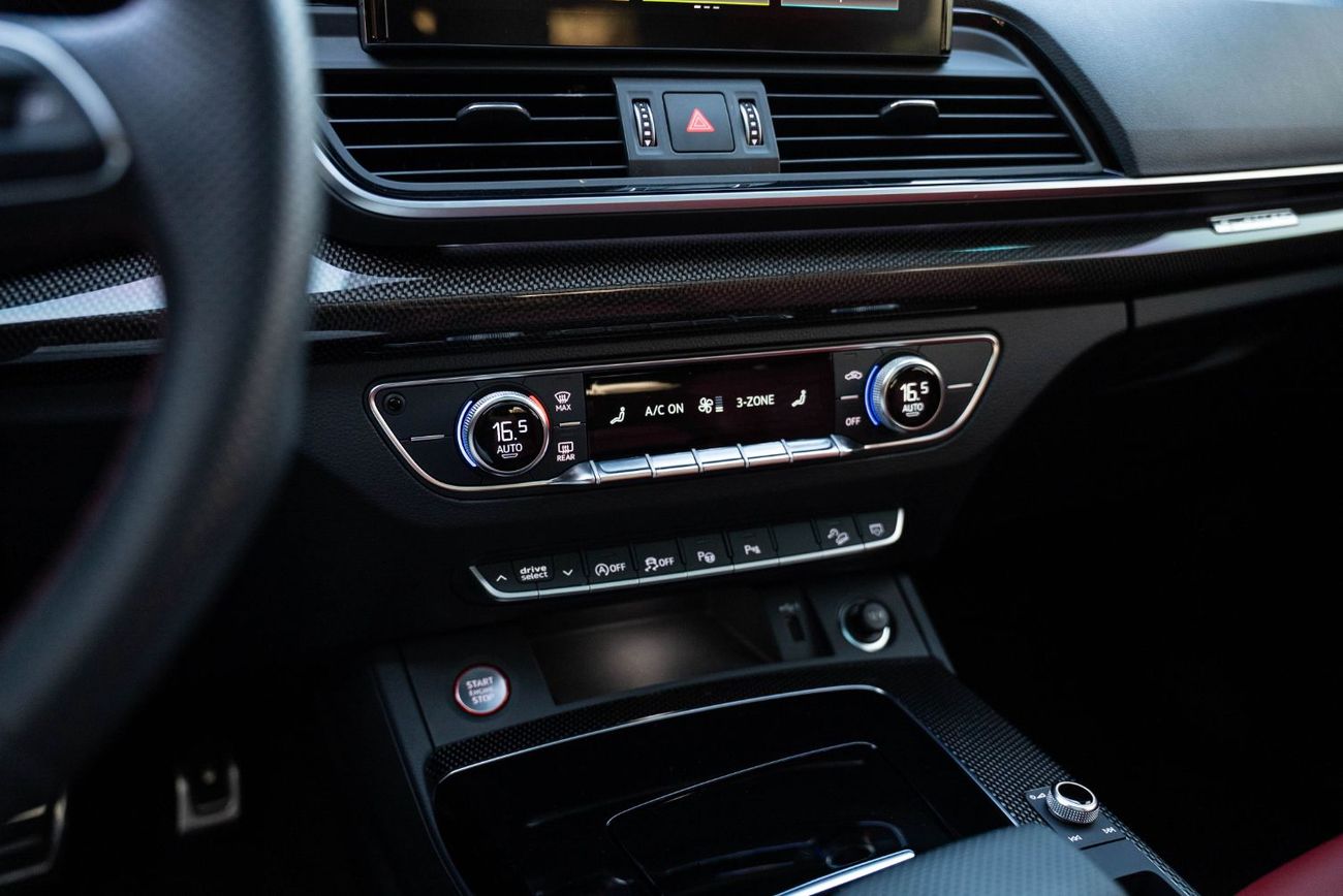 أودي SQ5 TFSI quattro 3.0L (349 HP)