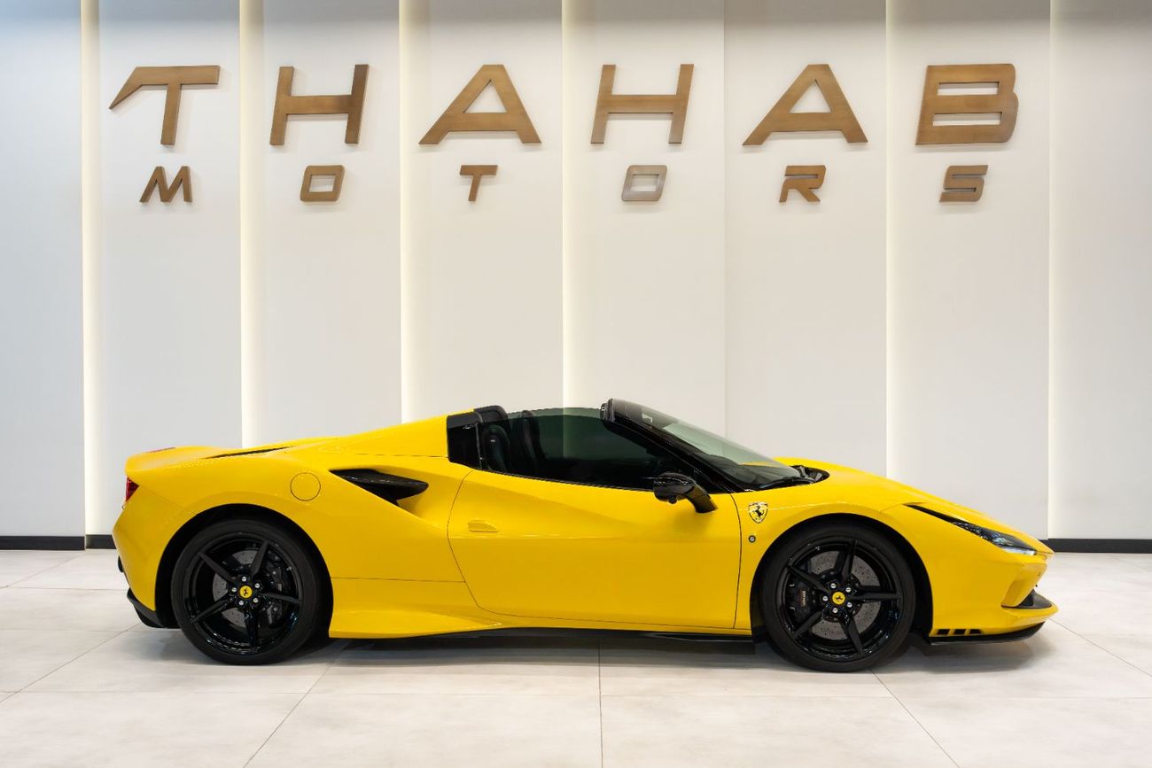 فيراري ف ٨ سبيدر - 2023 | 7 YRS SERVICE CONTRACT | FULL SERVICE HISTORY | GCC | LOW MILEAGE | PERFECT CONDITION
