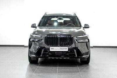 BMW X7 xDrive40i Luxury M Sport Package 7 Seats