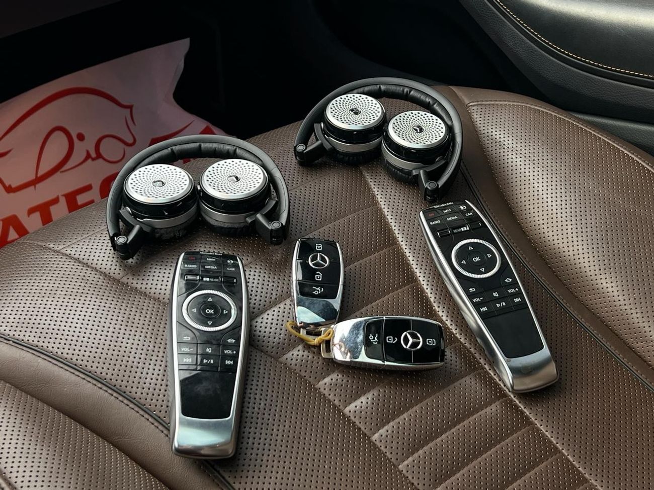 Mercedes-Benz S 560 Std Mercedes benz S560 Model 2018 GCC SPECS, original paint no accident.