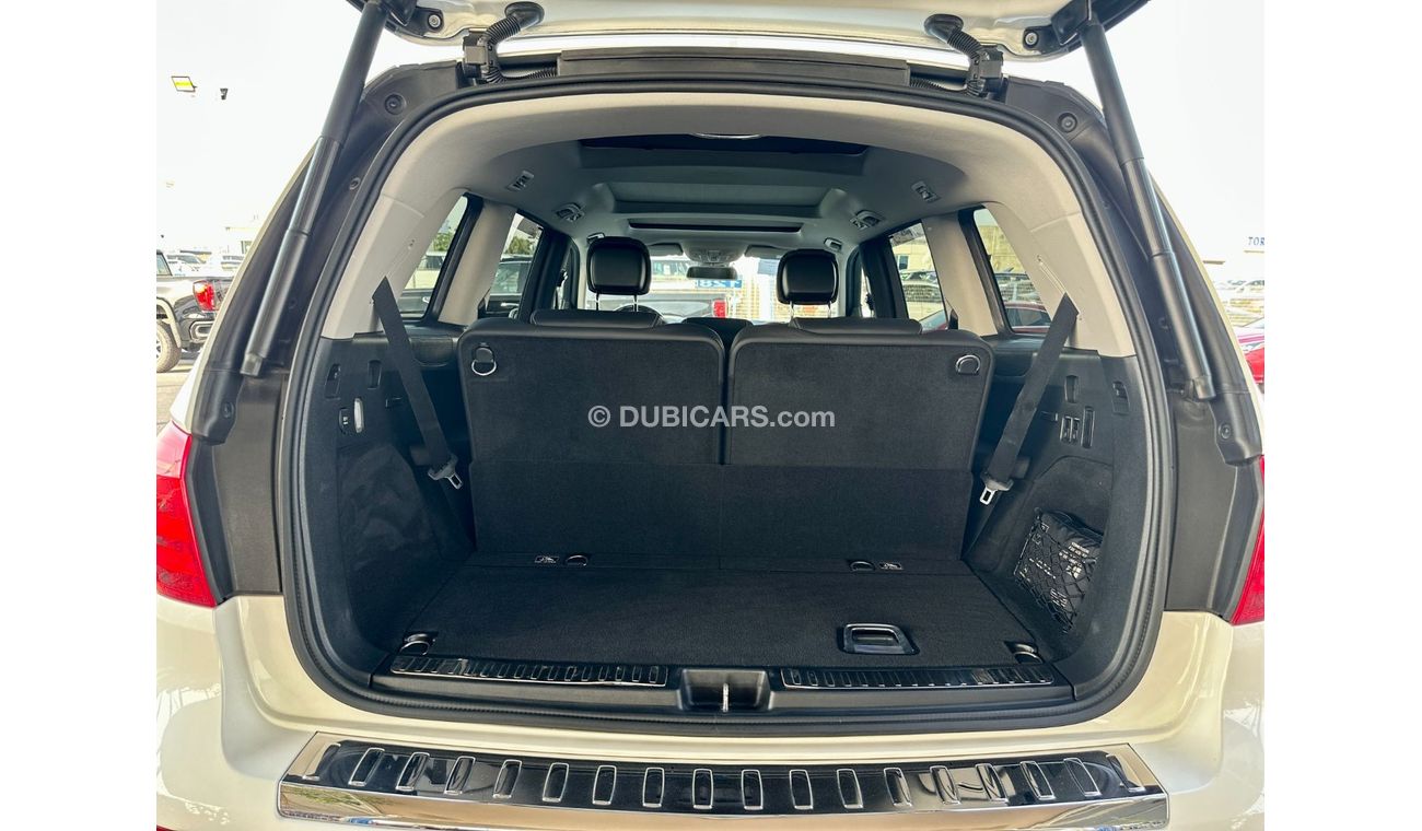 Mercedes-Benz GL 550