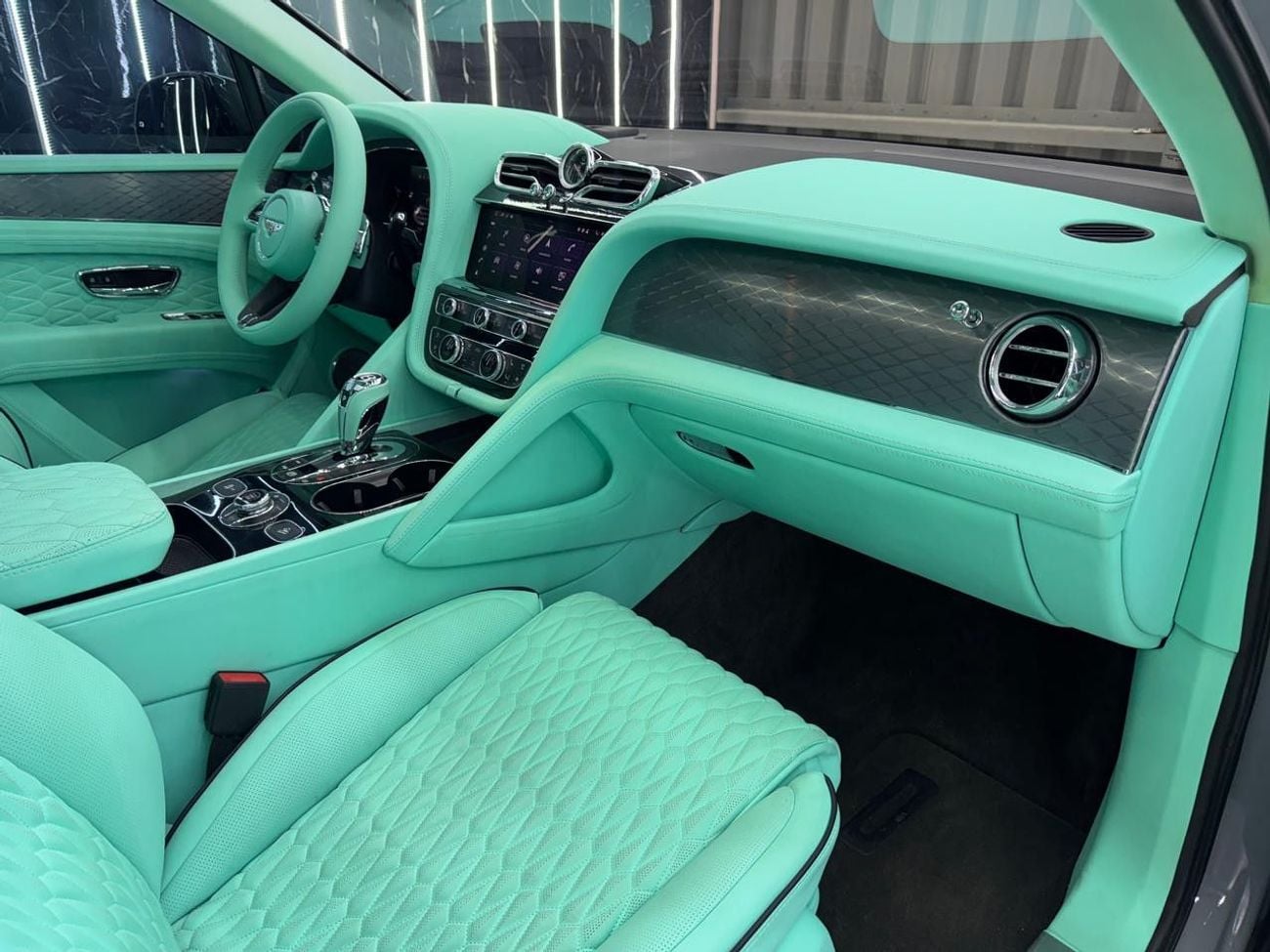 Bentley Bentayga FIRST EDITION