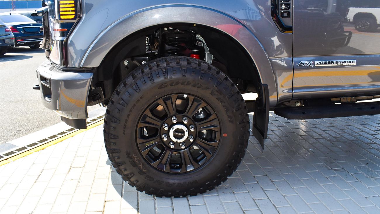 Ford F 350 LARIAT  POWER STROKE 6.7L DIESEL