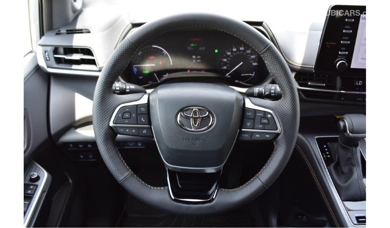 Toyota Sienna XLE  Woodland Edition Hybrid 2.5l Awd 8-seater Automatic