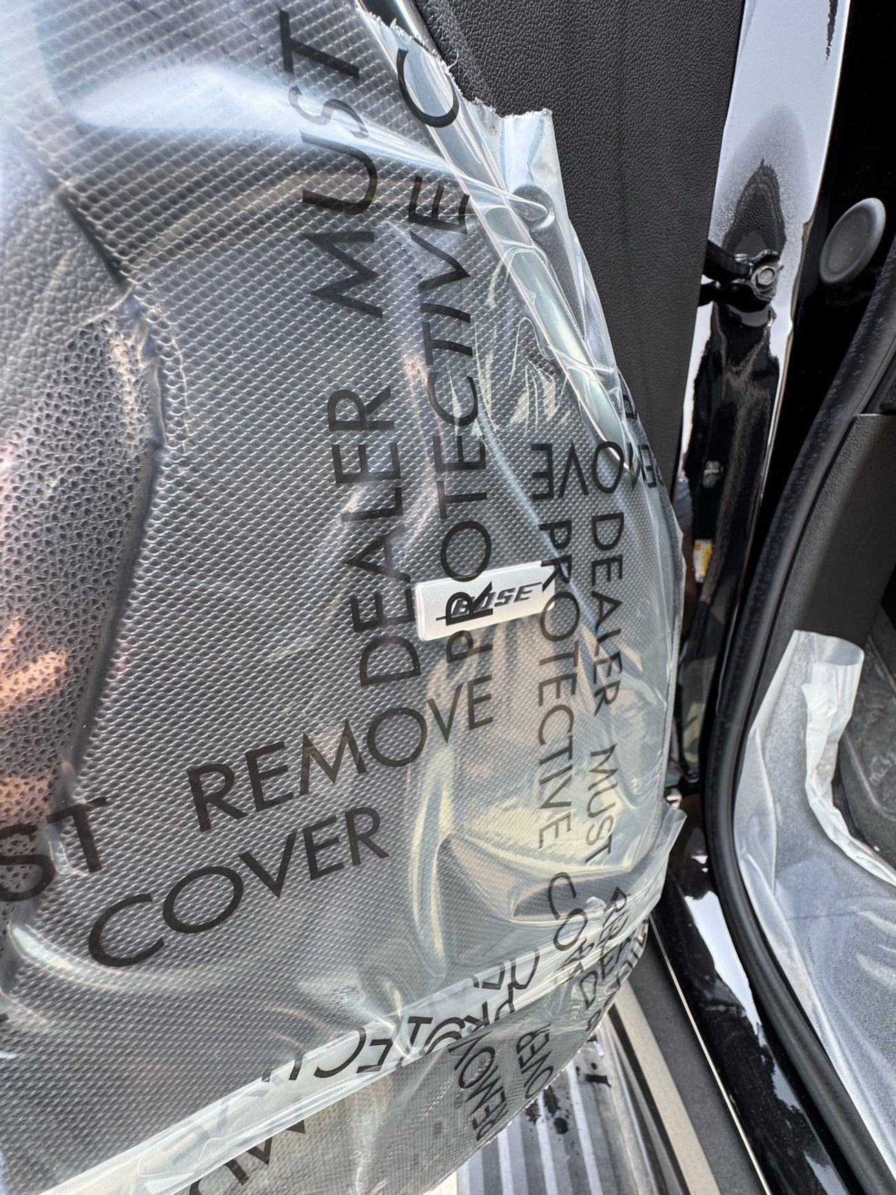 Chevrolet Tahoe Chevrolet Tahoe 2.7L Black Colour Best Price for Export