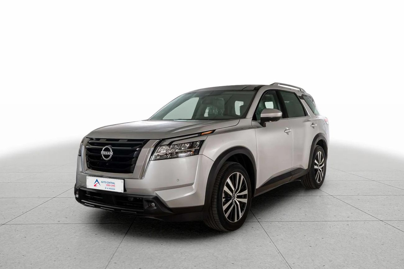 Nissan Pathfinder SV 3.5