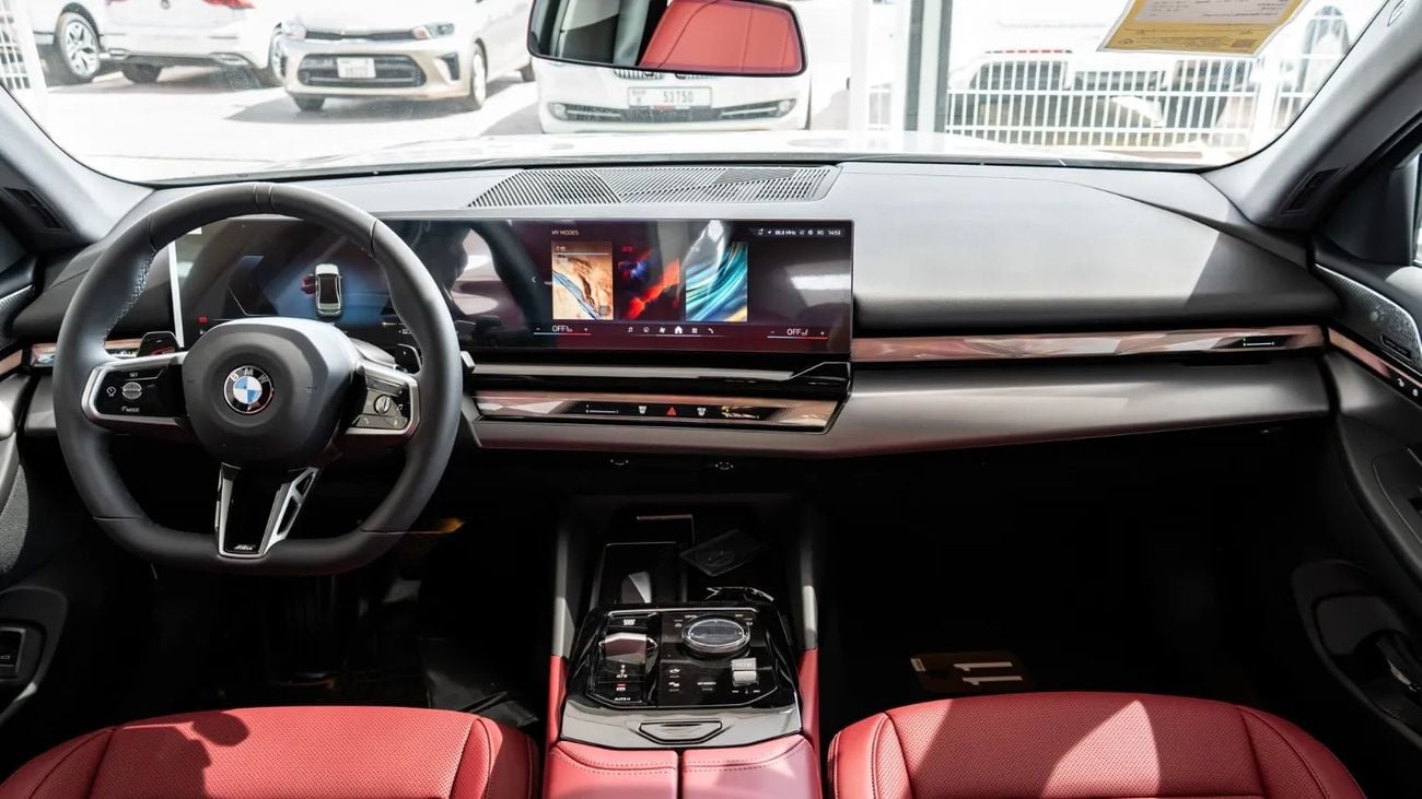 بي أم دبليو 530i 2026 | BMW 5 SERIES 530LI LEADING M SPORT PACKAGE [ EXPORT ONLY ]