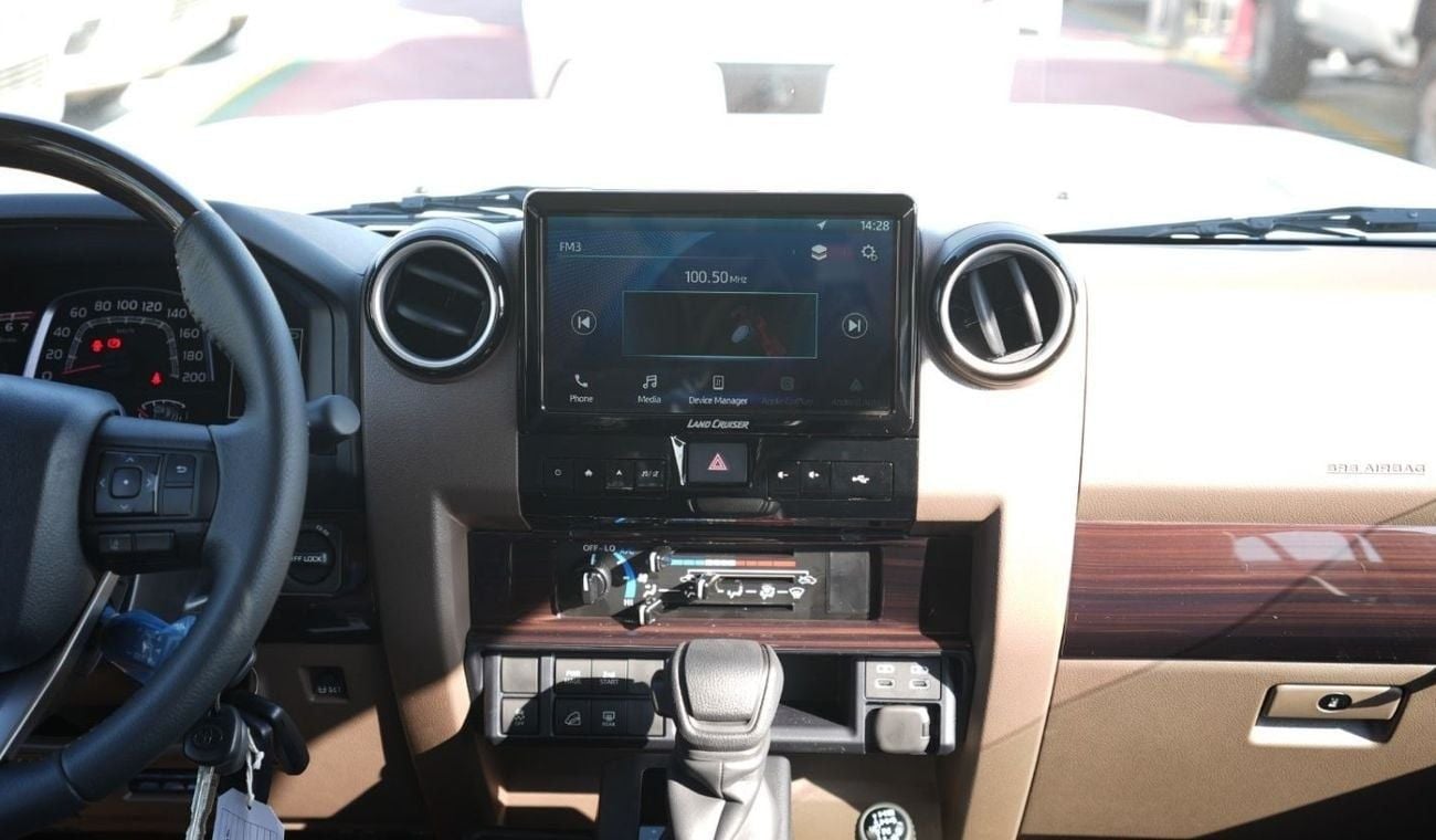 Toyota Land Cruiser 70 TOYOTA LC76 5DOORS PETROL 4.0L A/T MODEL 2025 40TH ANNIVERSARY FULL OPTION