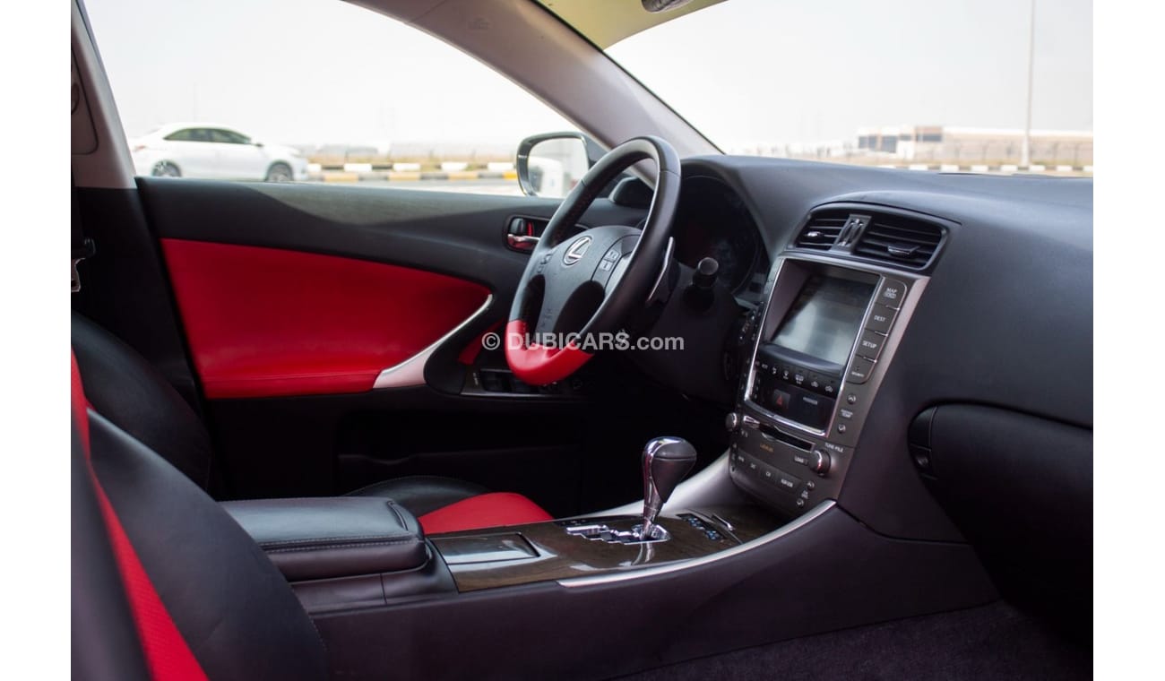 Lexus IS250 Lexus lS 250  Model: 2010  Price: 28,000 dirhams  Mileage: 127000 km  Imported from America, full op