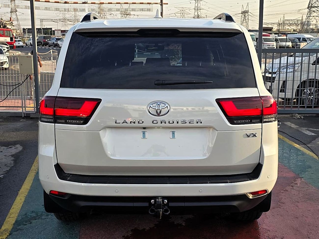 تويوتا لاند كروزر VX 3.5L