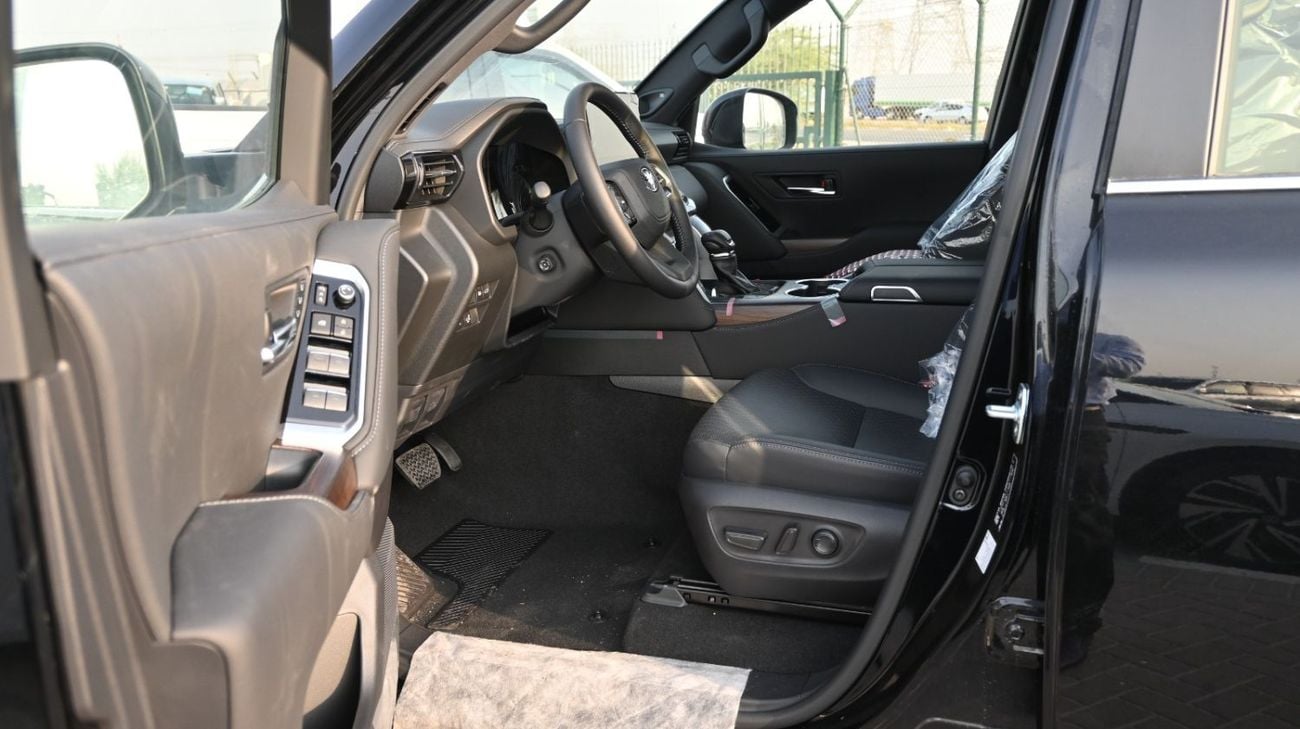تويوتا لاند كروزر 3.3L DSL TWIN TURBO VX AUTOMATIC TRANSMISSION ( FOR RE-EXPORT ONLY)