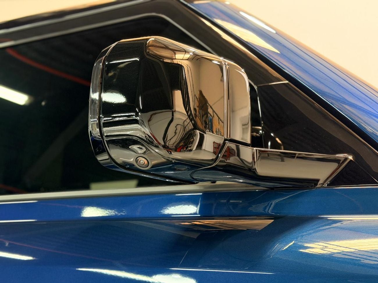 Land Rover Defender 110 P635 OCTA V8 2026