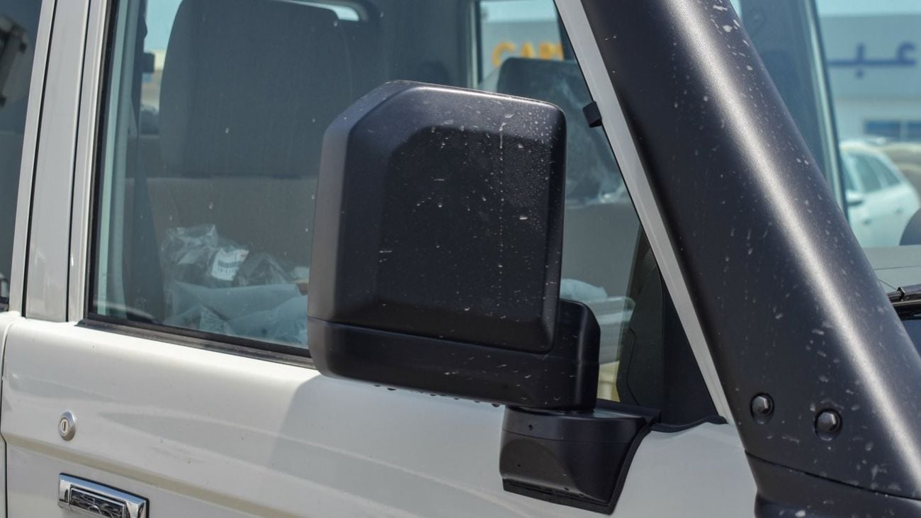 تويوتا لاند كروزر بيك آب 4.0L V6 Auto Transmission