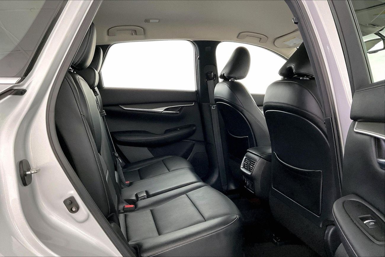 إنفينيتي QX50 Luxe | عرض العيد الحصري | خالية من أضرار الفيضانات