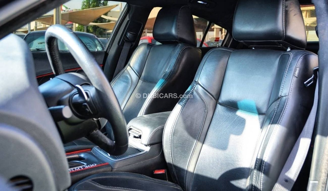 Dodge Charger R/T Road Track SOLD!!!!R/T Road Track R/T Road Track Charger R/T Hemi V8 5.7L 2016/ FullOption/ SRT 