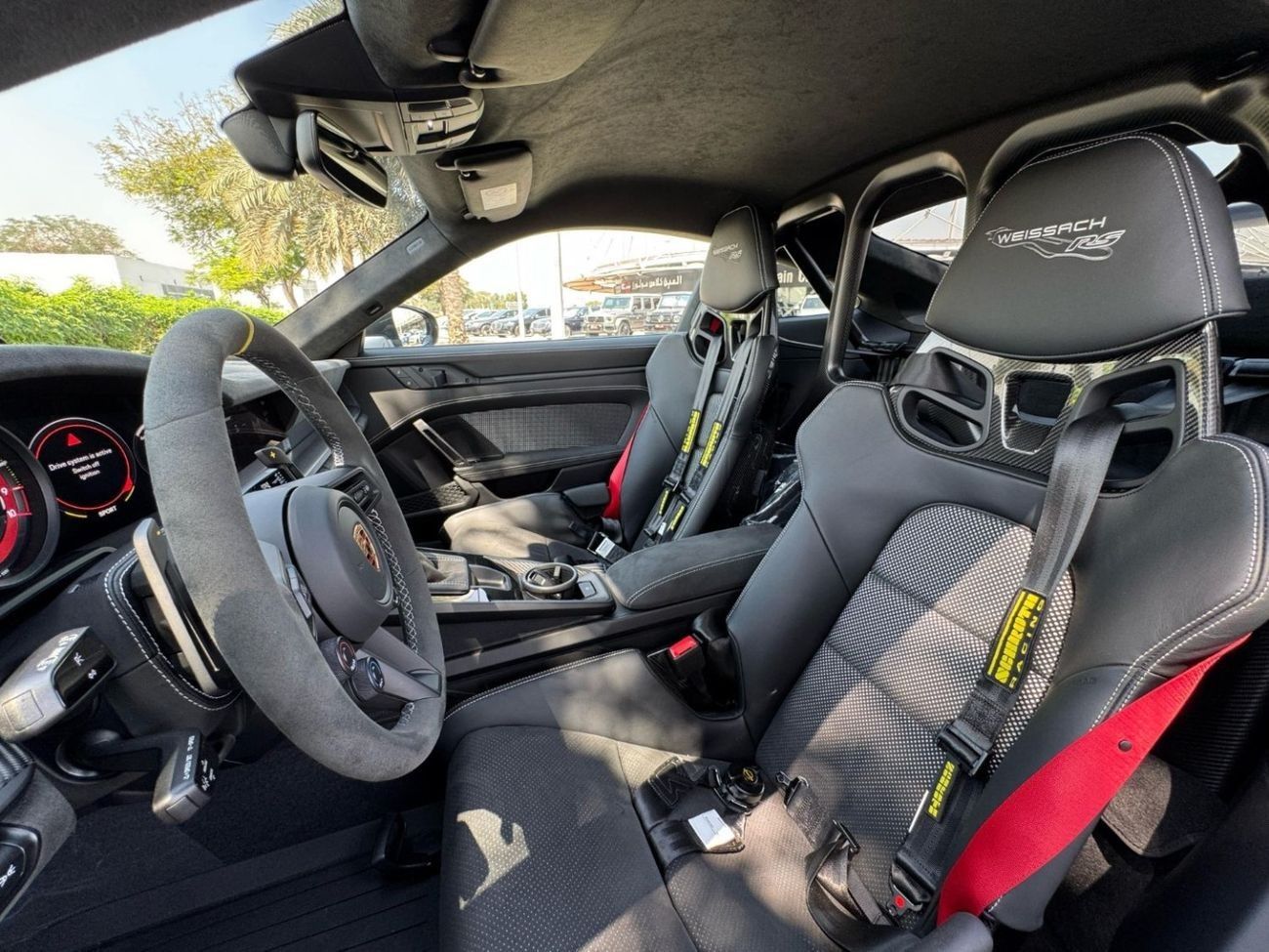 بورش 911 GT3 RS 4.0L (520 HP) Coupe **2025**GERMAN SPEC UNDER WARRANTY