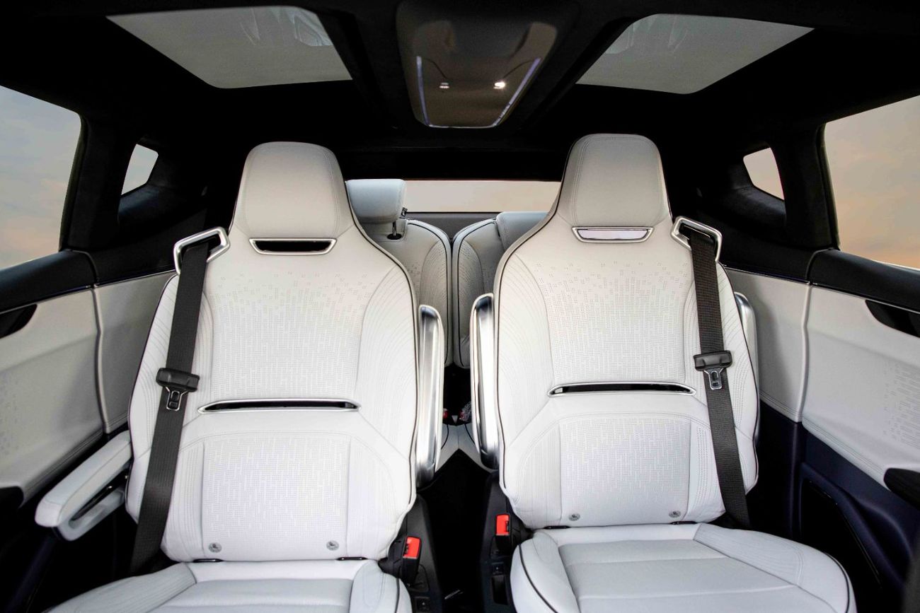 HiPhi X 2022 HIPHI X - Flagship - Grey inside White | Export Only