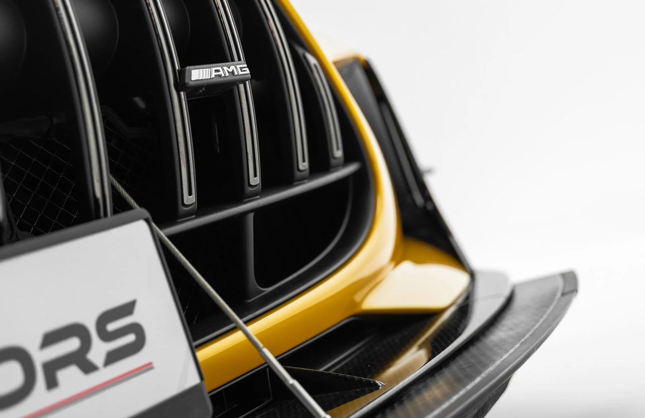 مرسيدس بنز AMG GT 4.0L V-8 Bi-Turbo Engine