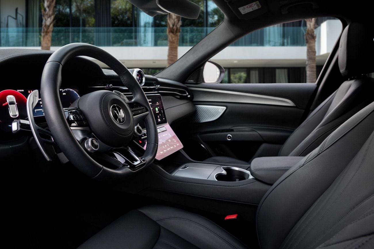 مازيراتي جريكال Grecale GT Hybrid | 3,643 P.M | 0% Downpayment | AL TAYER WARRANTY