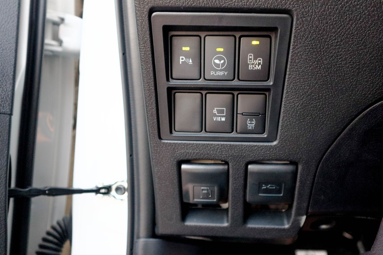 تويوتا هيلوكس Adventure 4.0L