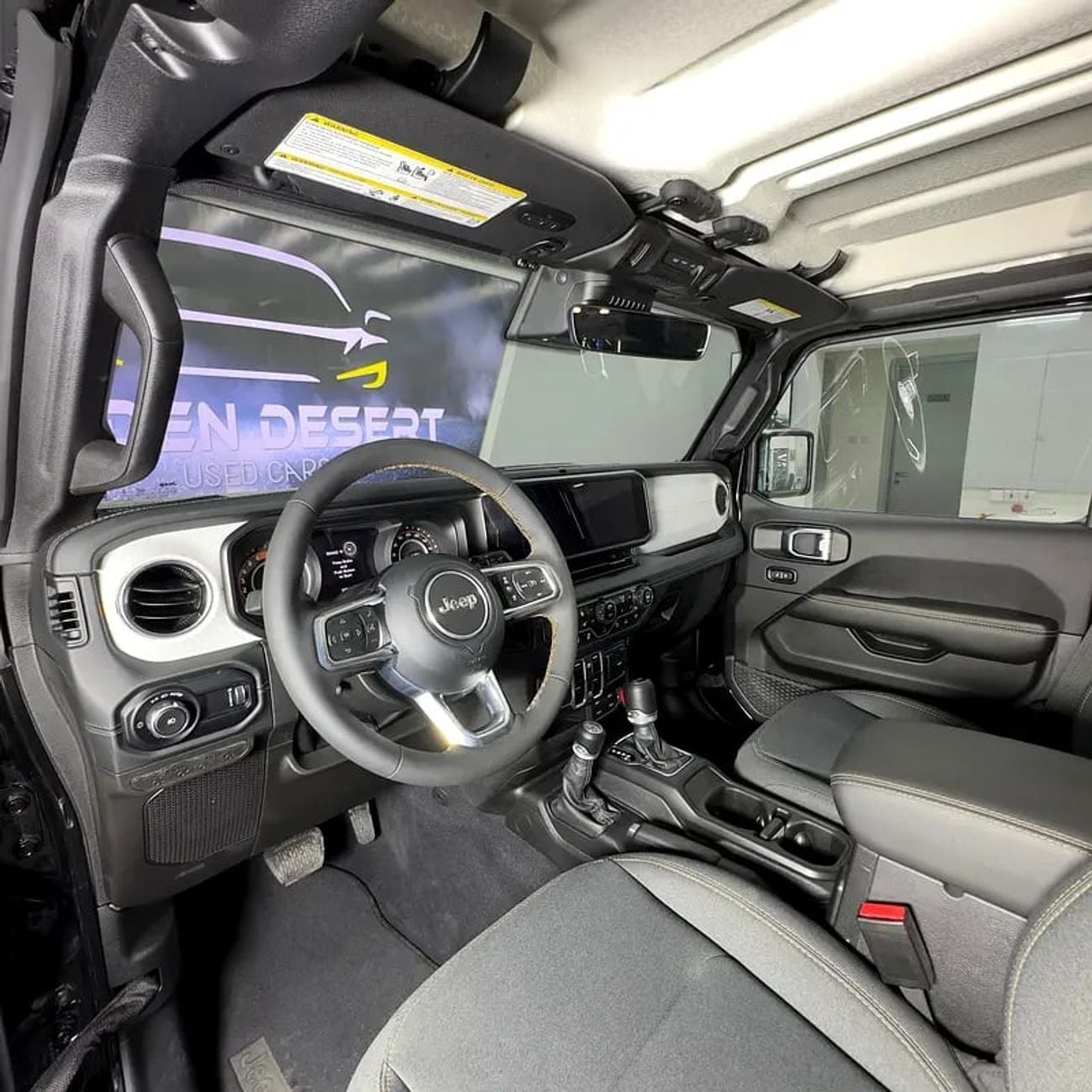 جيب رانجلر أنليميتد Unlimited Sahara 2.0L A/T