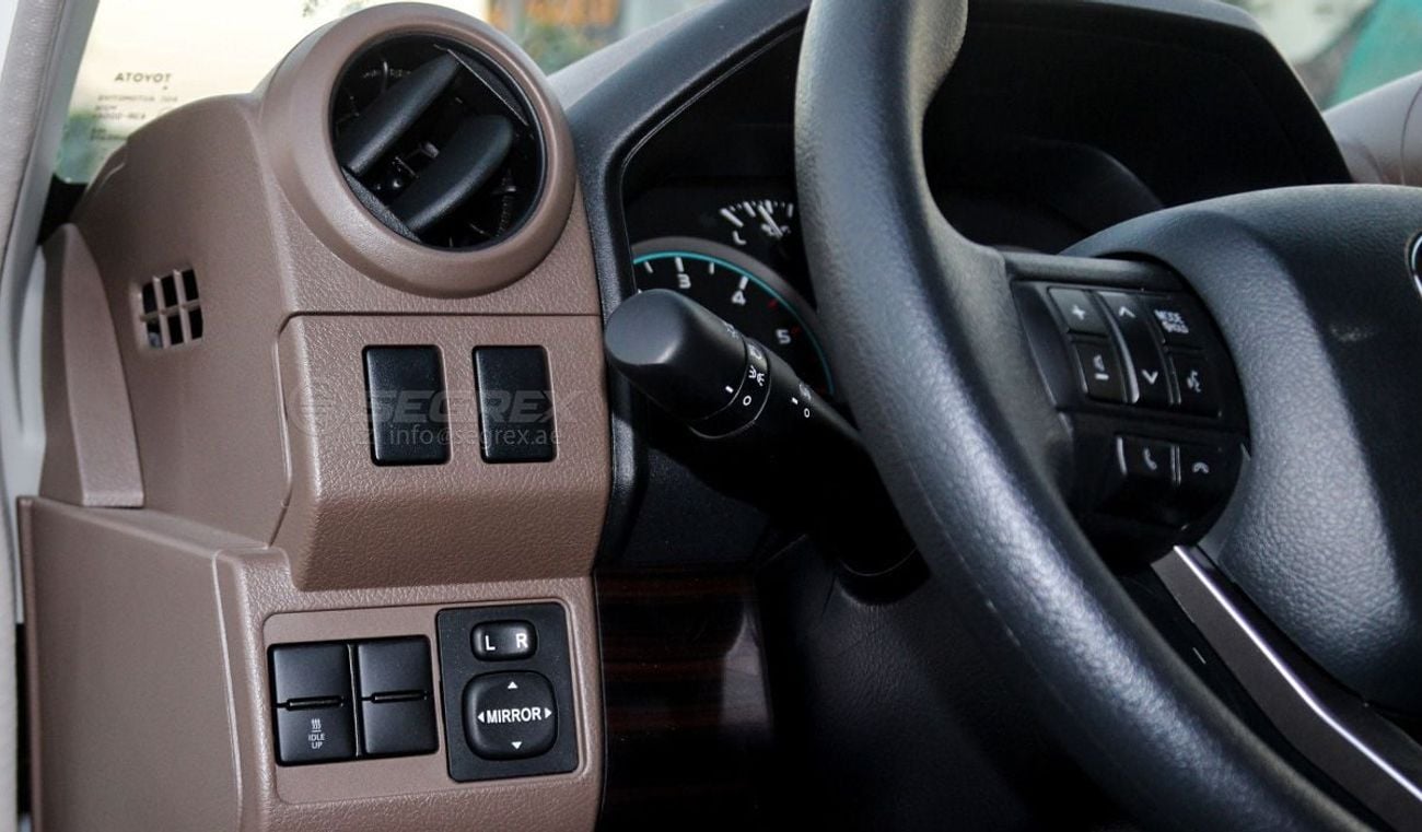 تويوتا لاند كروزر 70 2025 Model Toyota Land Cruiser Hardtop LC76, 2.8L Diesel 4WD 5M/T