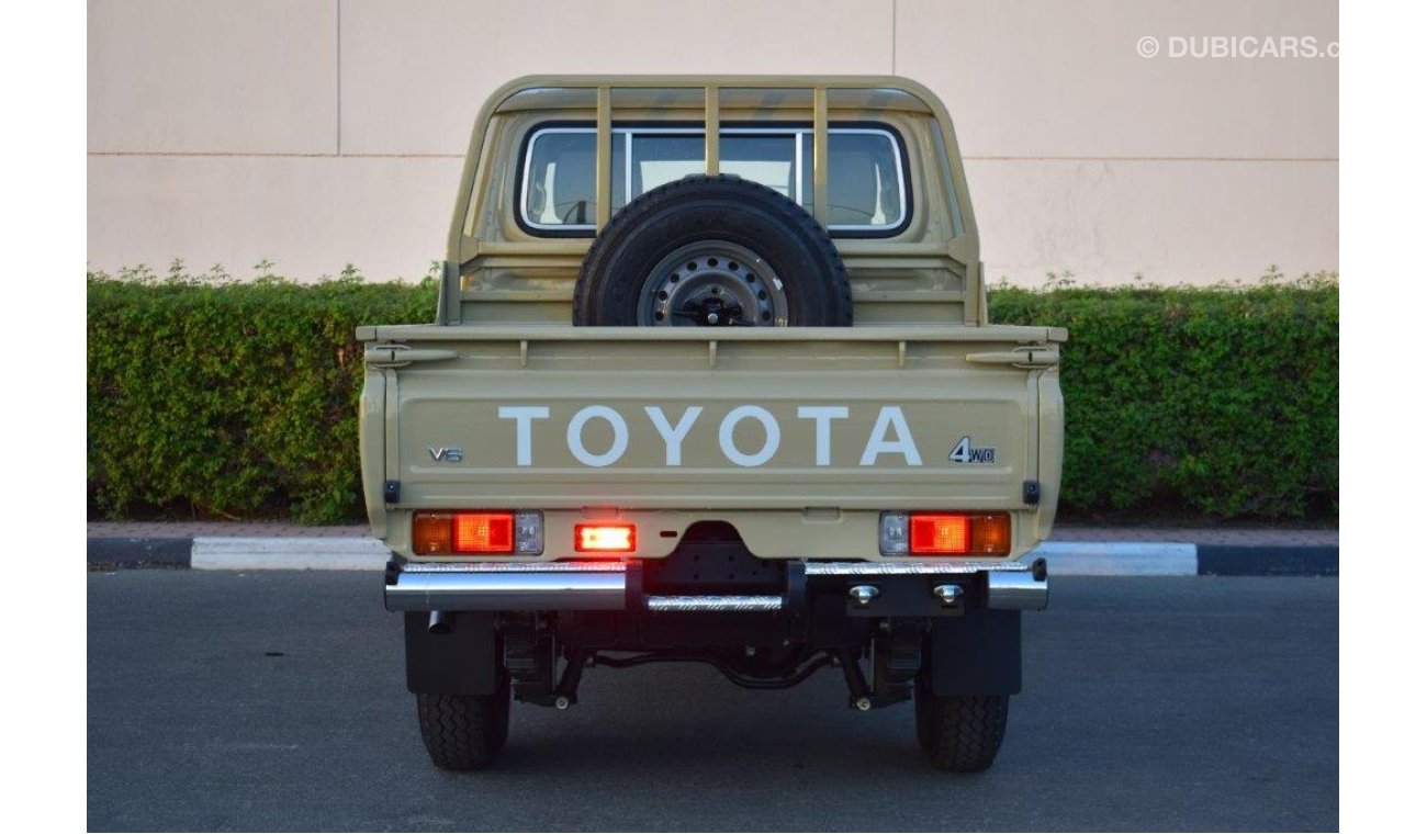 Toyota Land Cruiser Pick Up 79 DOUBLE CAB LX V6 4.0L PETROL 4WD MANUAL TRANSMISSION