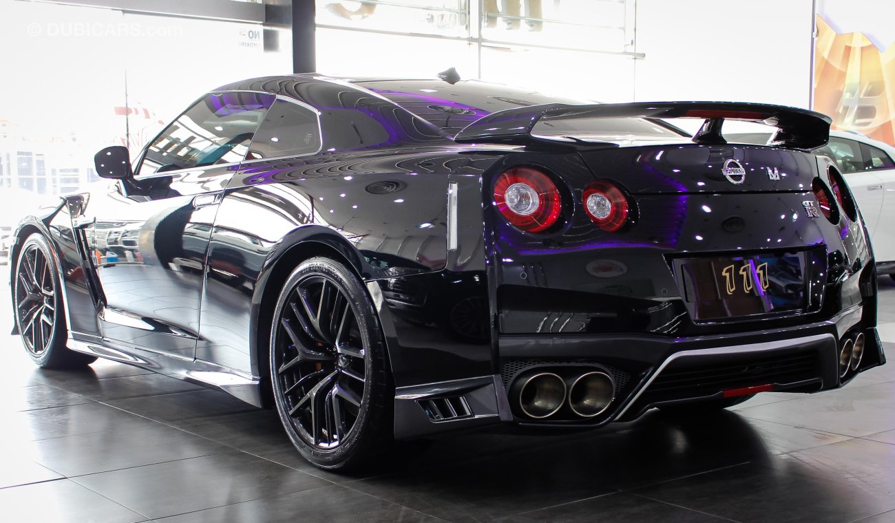 Nissan GT-R