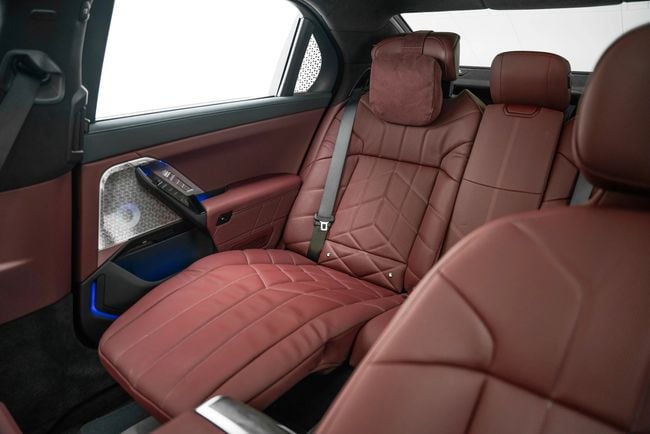 BMW 740i BUSINESS EXCELLENCE, миниатюра 28
