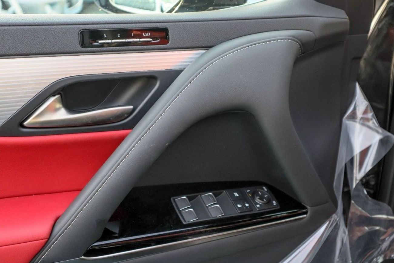 Lexus LX 600 2024 Lexus LX 600 F-Sport  Engine: 3.5L