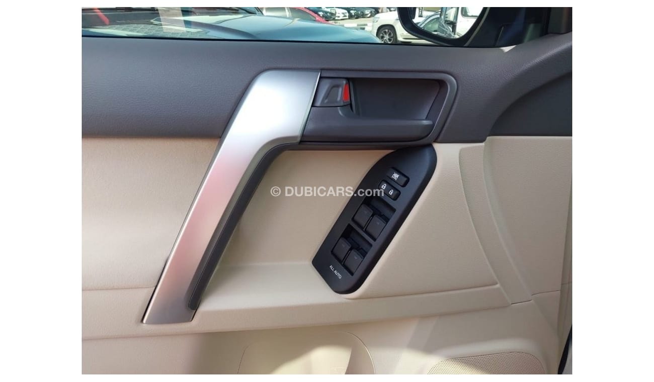 Toyota Prado TOYOTA LANDCRUISER PRADO GXR V6 WARRANTY ALFUTTAIM 3 YEARS