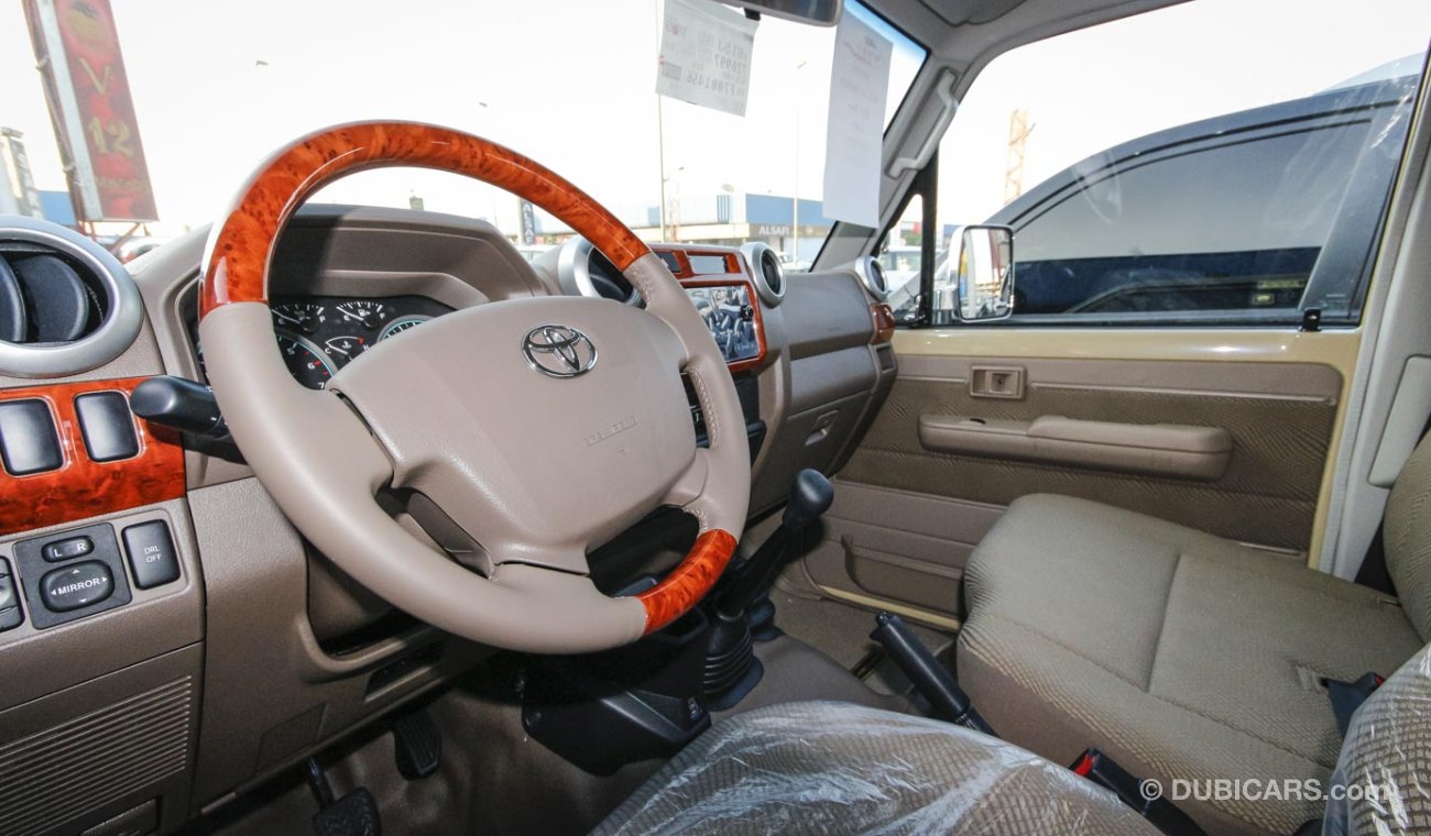 Toyota Land Cruiser Pick Up VXR