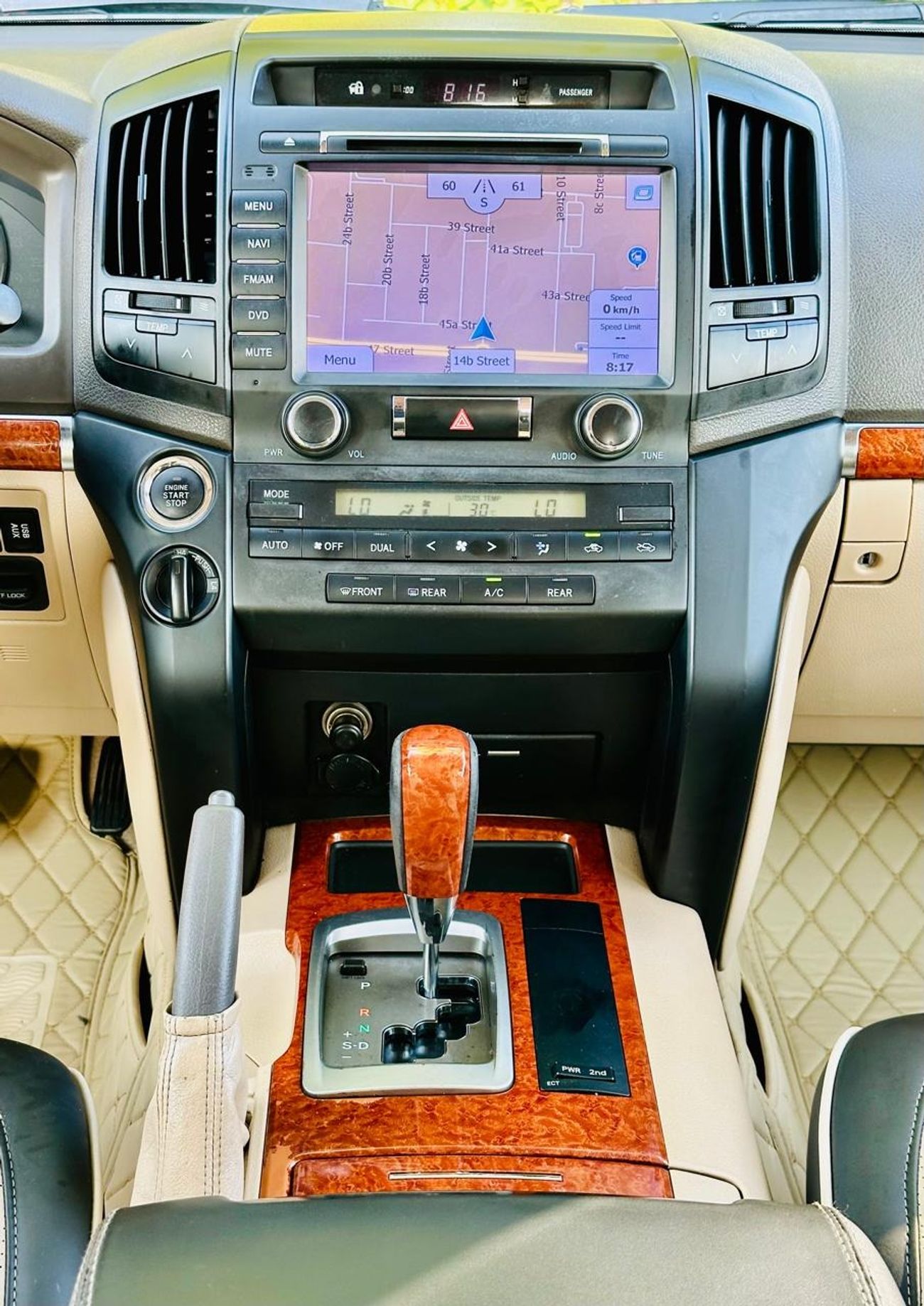 Toyota Land Cruiser GXR GT 4.6L 4WD